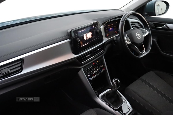 Used Volkswagen T-Roc 2022 for sale - 77075134: Photo 2