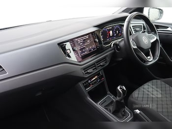 Used Volkswagen Polo 2022 for sale - 76500301: Photo