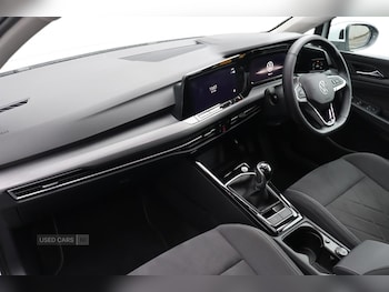 Used Volkswagen Golf 2024 for sale - 76473999: Photo