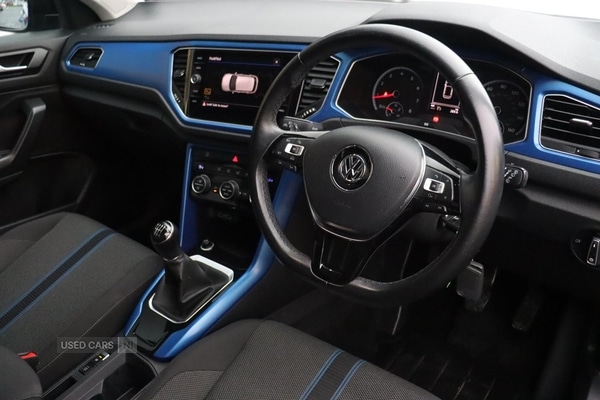 Used Volkswagen T-Roc 2018 for sale - 77050334: Photo 6