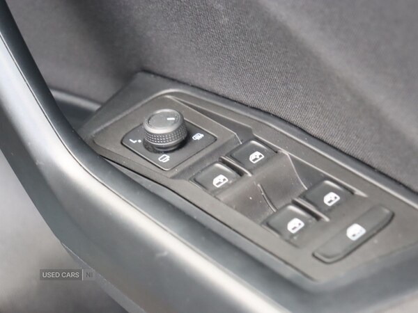 Used Volkswagen T-Roc 2023 for sale - 76061384: Photo 29