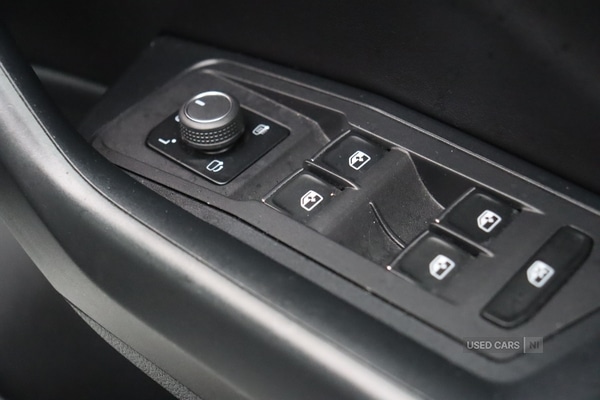 Used Volkswagen T-Roc 2023 for sale - 77484757: Photo 30