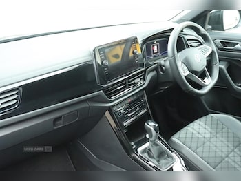 Used Volkswagen T-Roc 2025 for sale - 79541017: Photo