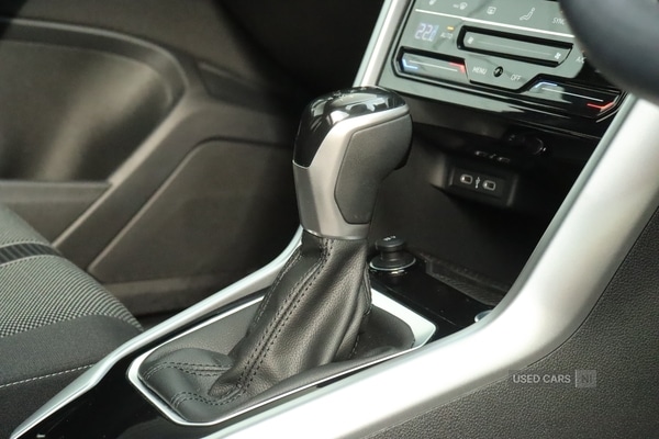 Used Volkswagen T-Roc 2025 for sale - 77794725: Photo 15