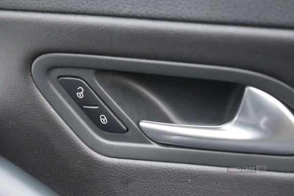 Used Volkswagen Scirocco 2018 for sale - 76486085: Photo 31