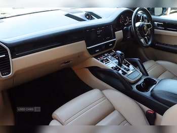 Used Porsche Cayenne 2018 for sale - 75364694: Photo