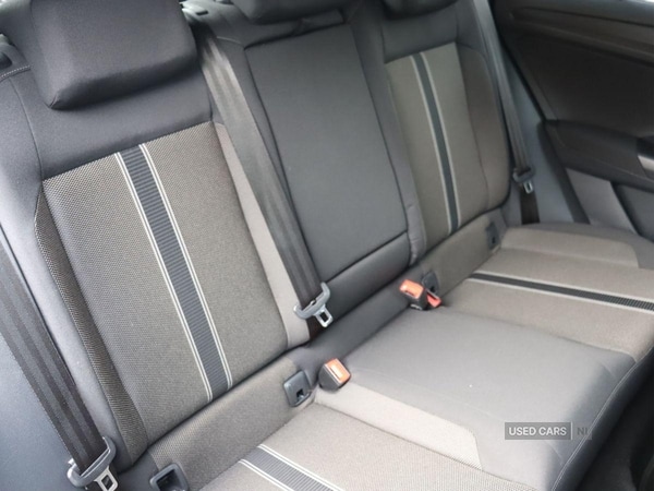 Used Volkswagen T-Roc 2018 for sale - 76216093: Photo 14