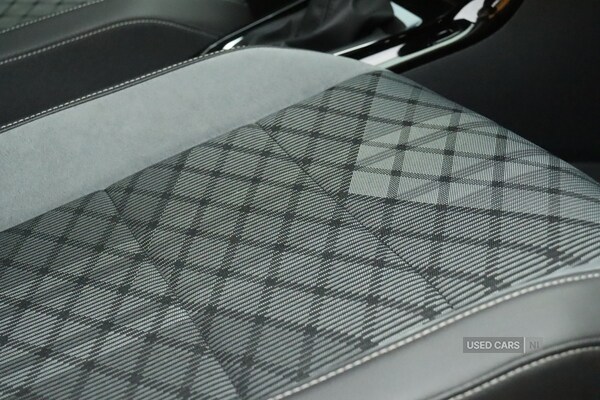 Used Volkswagen T-Roc 2023 for sale - 77770013: Photo 23