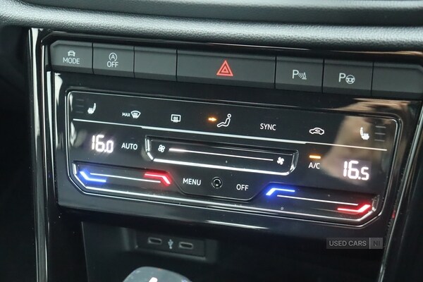 Used Volkswagen T-Roc 2023 for sale - 77770013: Photo 28