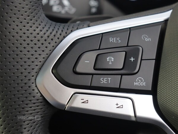 Used Volkswagen Touareg 2025 for sale - 76228445: Photo 16