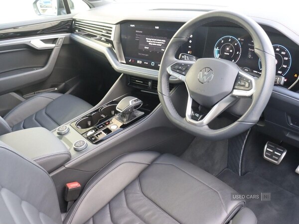 Used Volkswagen Touareg 2025 for sale - 76228445: Photo 6