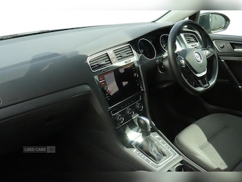 Used Volkswagen Golf 2020 for sale - 78363140: Photo