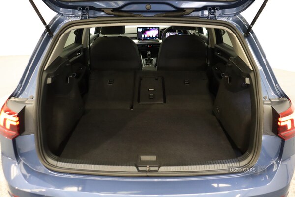 Used Volkswagen Golf 2024 for sale - 75372417: Photo 34
