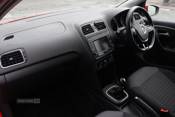 Used Volkswagen Polo 2016 for sale - 75678786: Photo 2