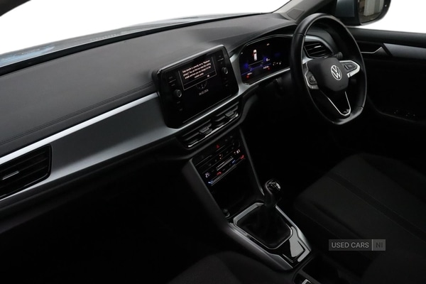 Used Volkswagen T-Roc 2023 for sale - 77456821: Photo 2