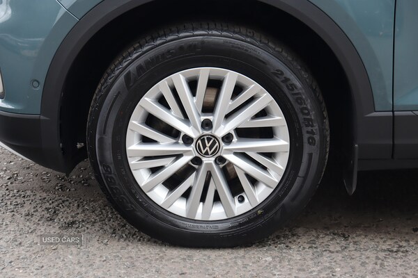 Used Volkswagen T-Roc 2023 for sale - 77192655: Photo 11