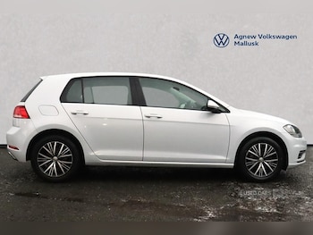 Used Volkswagen Golf 2018 for sale - 77346129: Photo