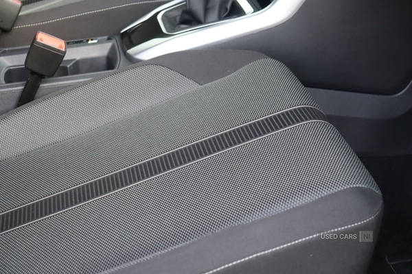 Used Volkswagen T-Roc 2024 for sale - 76486097: Photo 23