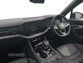 Used Volkswagen Touareg 2025 for sale - 78292810: Photo