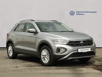 Used Volkswagen T-Roc 2023 for sale - 78810802: Photo