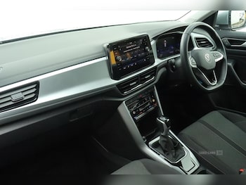 Used Volkswagen T-Roc 2023 for sale - 78810802: Photo