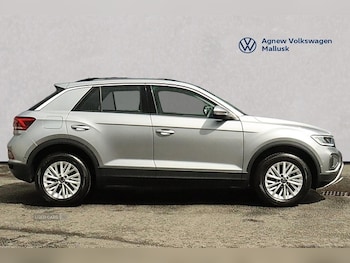 Used Volkswagen T-Roc 2023 for sale - 78810802: Photo