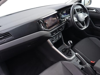 Used Volkswagen Polo 2023 for sale - 76228429: Photo