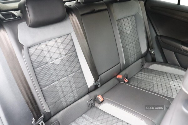 Used Volkswagen T-Roc 2023 for sale - 76296458: Photo 14