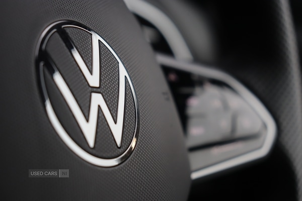 Used Volkswagen T-Roc 2023 for sale - 76296458: Photo 22