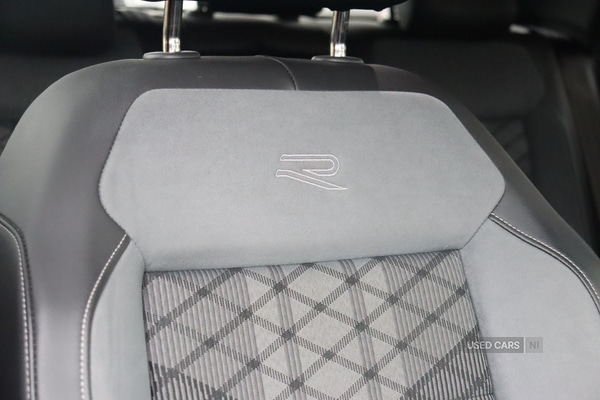 Used Volkswagen T-Roc 2023 for sale - 76296458: Photo 32