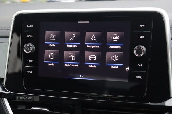 Used Volkswagen T-Roc 2023 for sale - 76296458: Photo 33