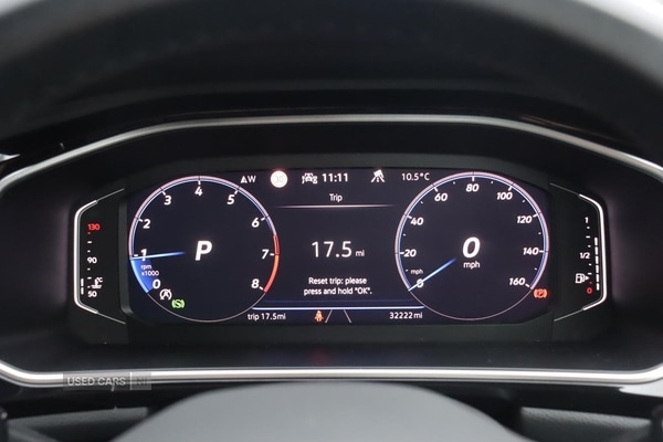 Used Volkswagen T-Roc 2023 for sale - 76296458: Photo 8