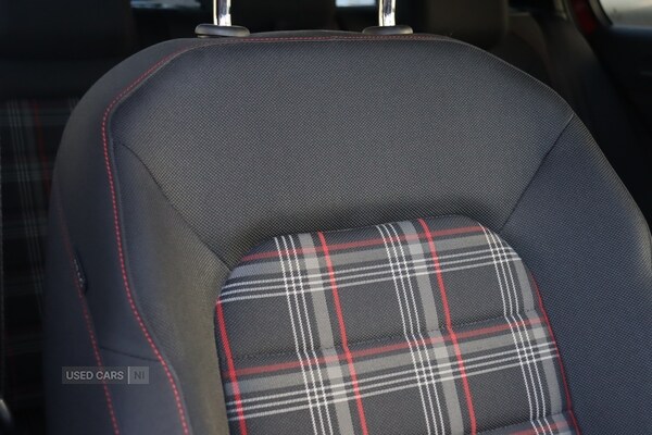 Used Volkswagen Golf 2019 for sale - 76802923: Photo 32