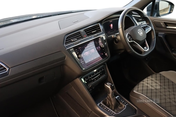 Used Volkswagen Tiguan 2023 for sale - 76702803: Photo 2