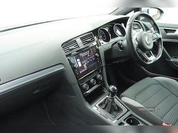 Used Volkswagen Golf 2019 for sale - 78517720: Photo