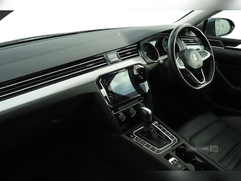 Used Volkswagen Passat 2020 for sale - 77769966: Photo