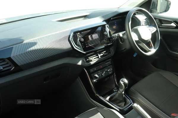 Used Volkswagen T-Cross 2024 for sale - 77940956: Photo 2