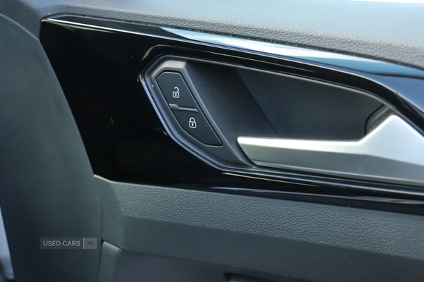 Used Volkswagen T-Cross 2024 for sale - 77940956: Photo 31