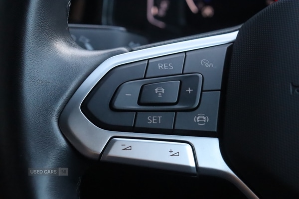 Used Volkswagen T-Roc 2023 for sale - 77231063: Photo 17