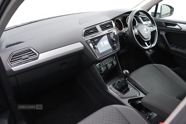 Used Volkswagen Tiguan 2018 for sale - 76585940: Photo 2