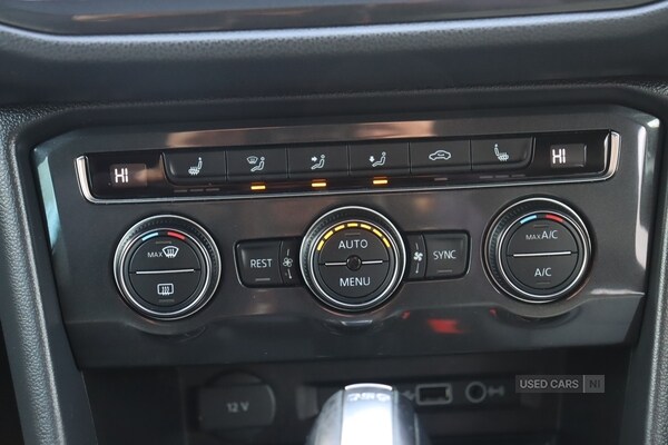 Used Volkswagen Tiguan 2018 for sale - 76528412: Photo 28