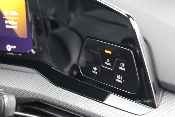 Used Volkswagen Golf 2024 for sale - 76574126: Photo 28