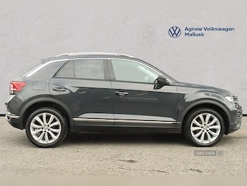 Used Volkswagen T-Roc 2018 for sale - 78935759: Photo