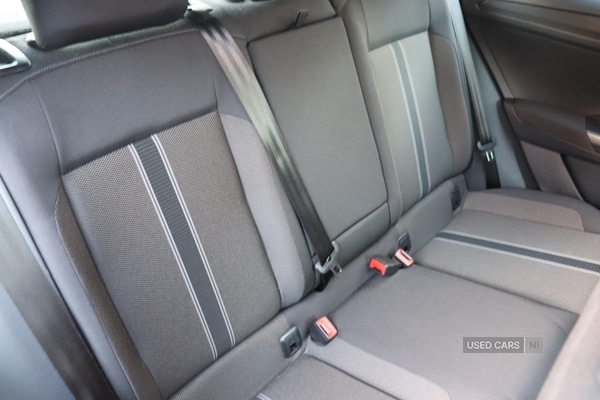 Used Volkswagen T-Roc 2018 for sale - 76998613: Photo 14