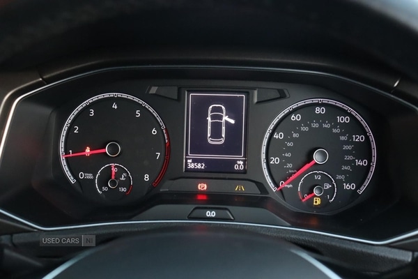 Used Volkswagen T-Roc 2018 for sale - 76998613: Photo 8