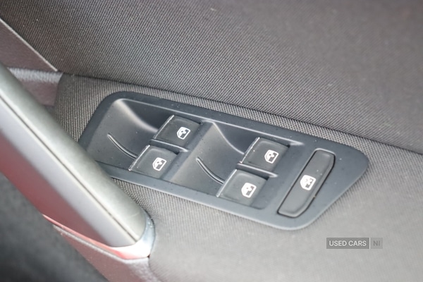 Used Volkswagen Golf 2017 for sale - 76486078: Photo 30