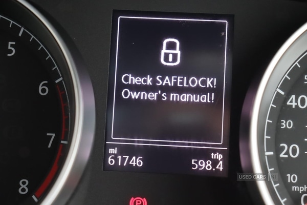 Used Volkswagen Golf 2017 for sale - 76486078: Photo 9