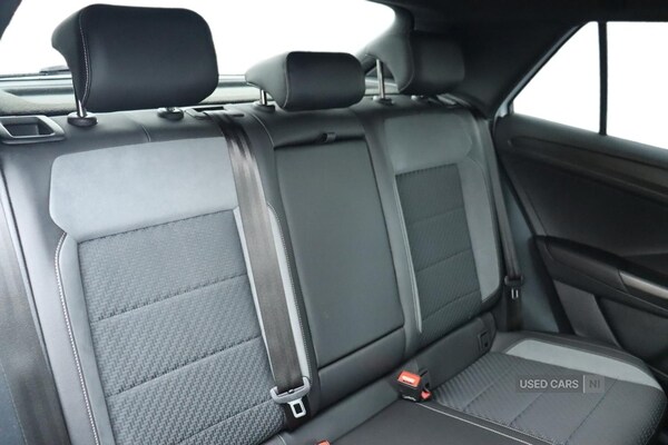 Used Volkswagen T-Roc 2022 for sale - 77697097: Photo 14