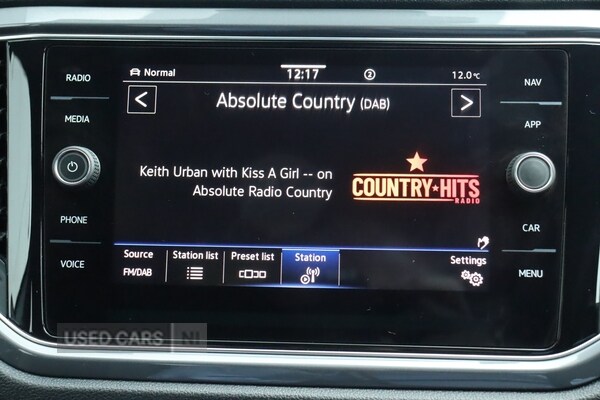 Used Volkswagen T-Roc 2022 for sale - 77697097: Photo 16