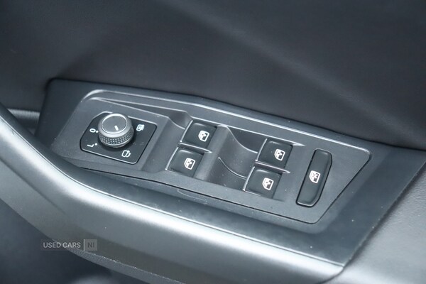 Used Volkswagen T-Roc 2022 for sale - 77697097: Photo 30